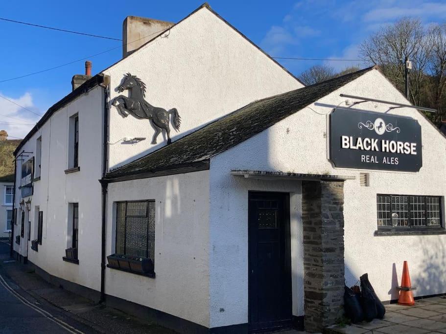 Mordor Lodge Braunton Bagian luar foto